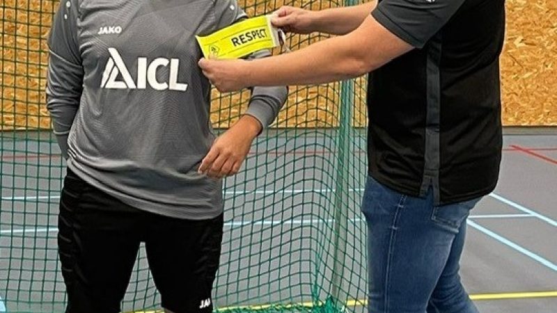 RESPECT aanvoerdersband UNITED 2022 2023